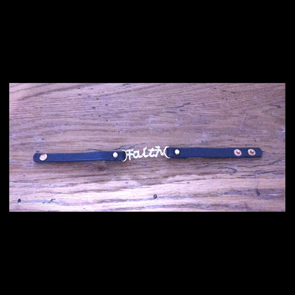 Bracelet